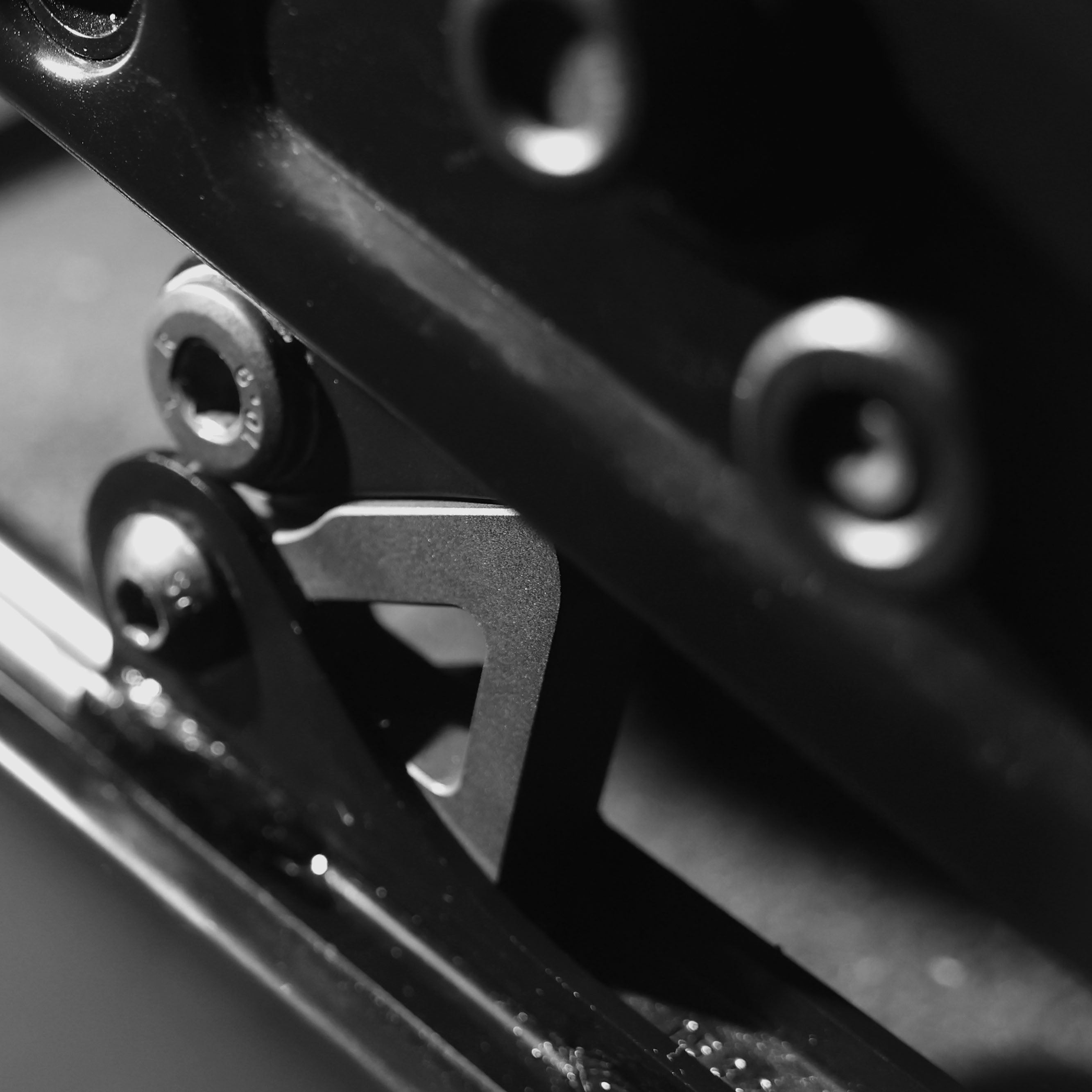 SR PORSCHE LWB SEAT ANGLE ADJUSTER - TC4 TITANIUM [PORSCHE 992.1 GT3/RS]