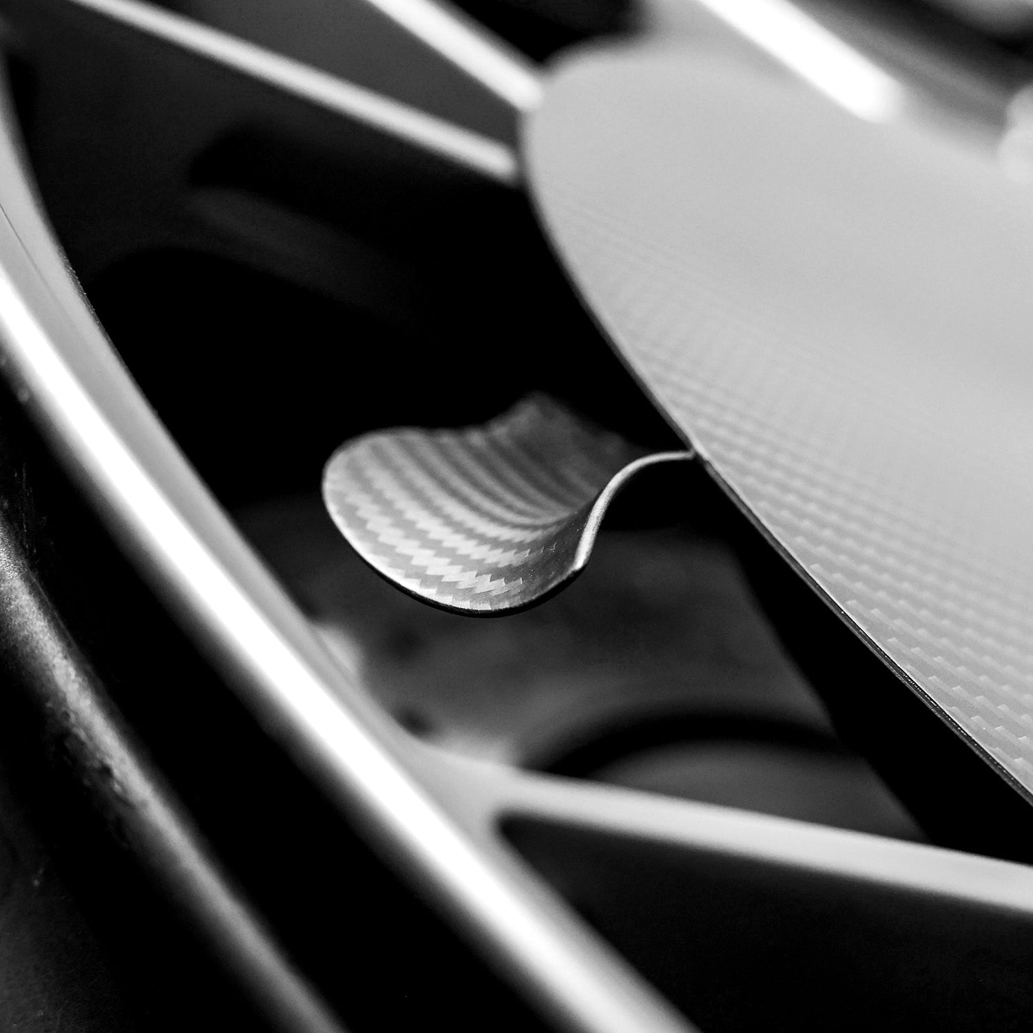 SR DRY CARBON FIBER TURBOFAN AERODISC PRO (for Aluminum FRONT Rims) [PORSCHE 718 GT4 RS]