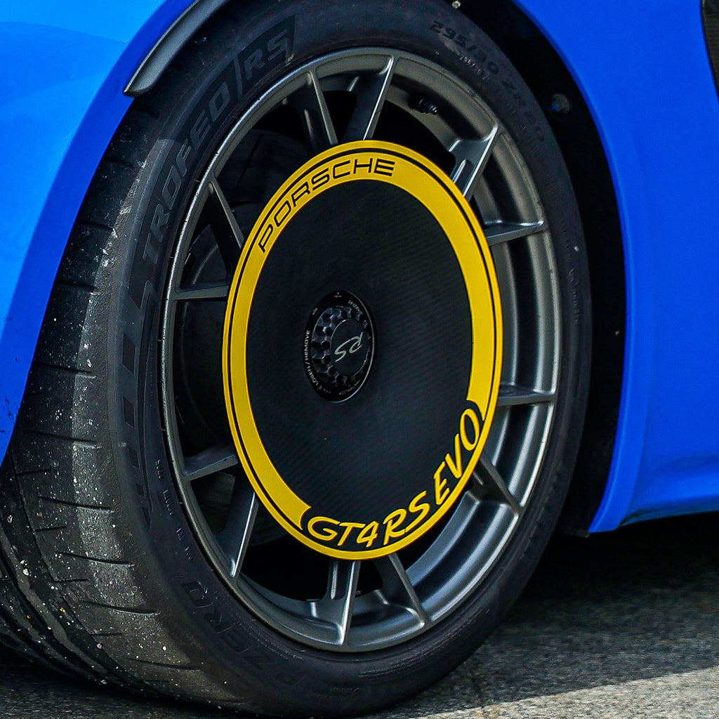 SR DRY CARBON FIBER R-HR AERODISC (for Aluminum REAR Rims) [PORSCHE 718 GT4 RS]