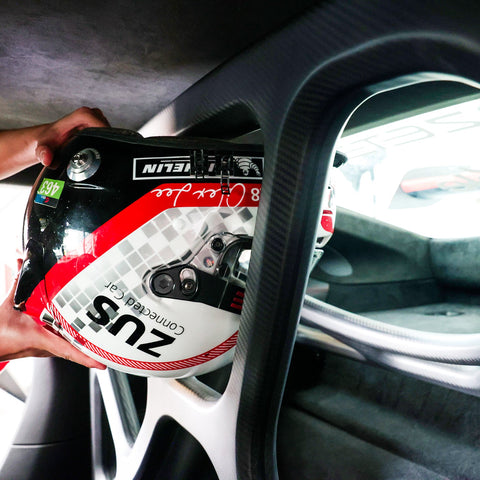 SR SEAMLESS DRY CARBON FIBER ROLL CAGE FOR PORSCHE 992 GT3 / GT3 RS [PORSCHE 992 GT3/RS]