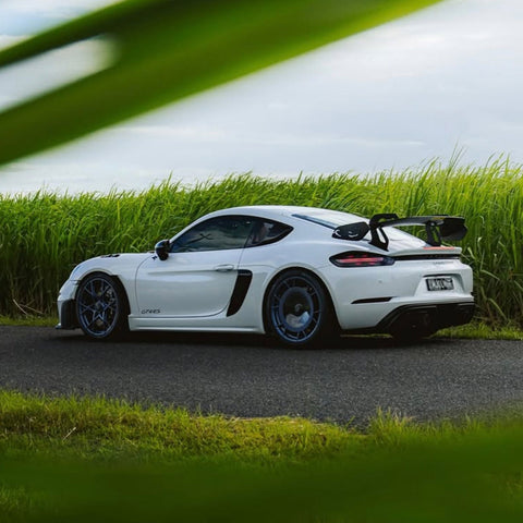 SR DRY CARBON FIBER R-HR AERODISC (for Aluminum REAR Rims) [PORSCHE 718 GT4 RS]