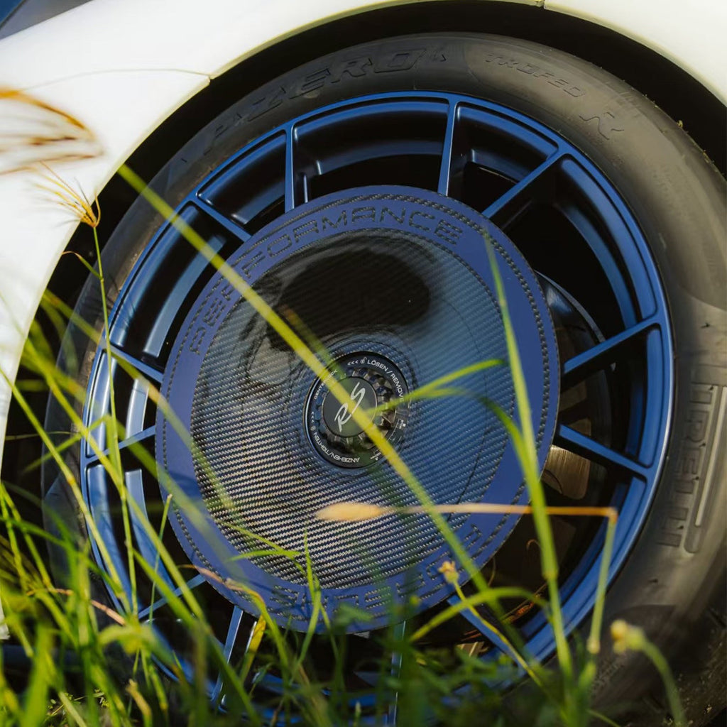 SR DRY CARBON FIBER R-HR AERODISC (for Aluminum REAR Rims) [PORSCHE 718 GT4 RS]