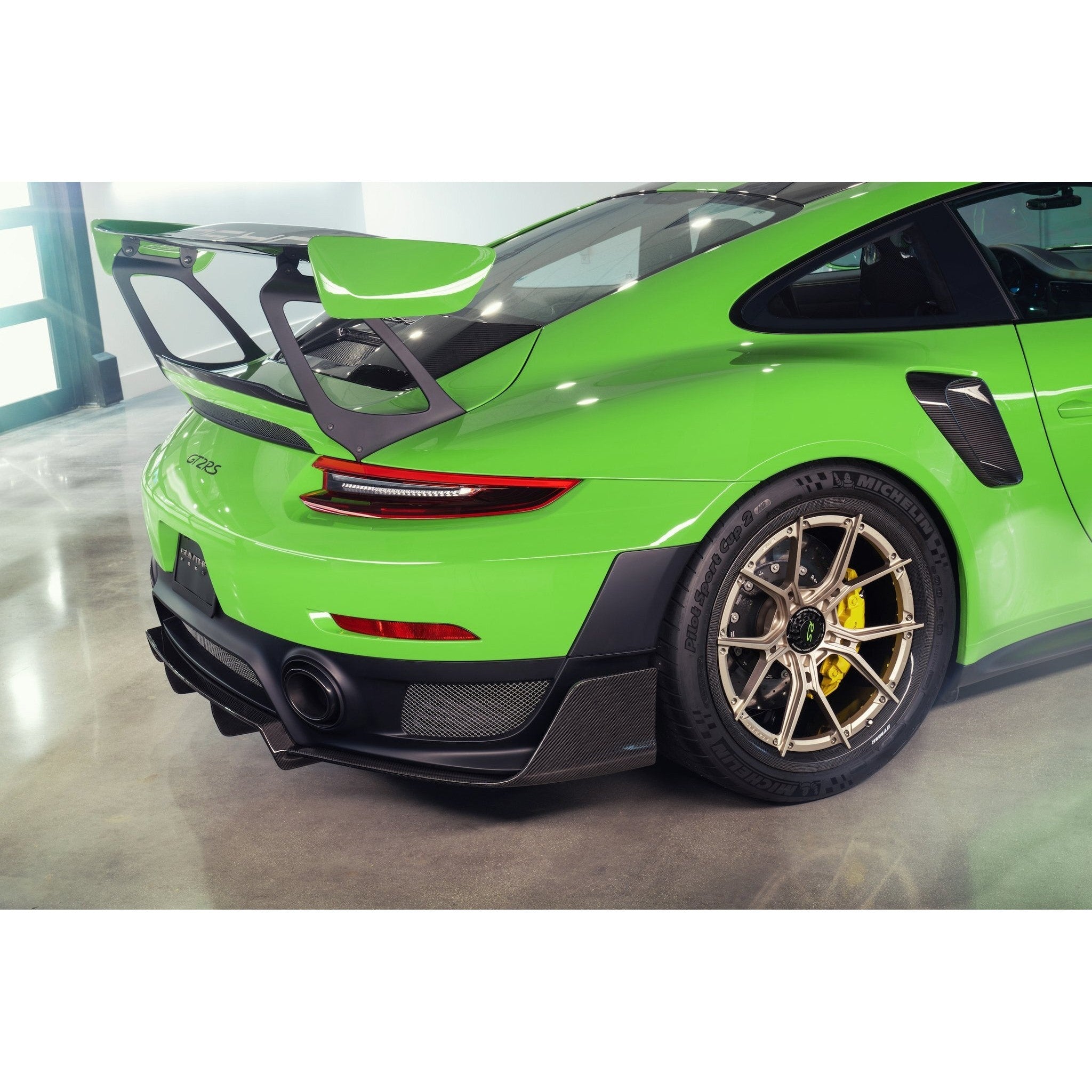 Gunther Werks Porsche 991 GT2 RS / GT3 RS Extended Wing Risers